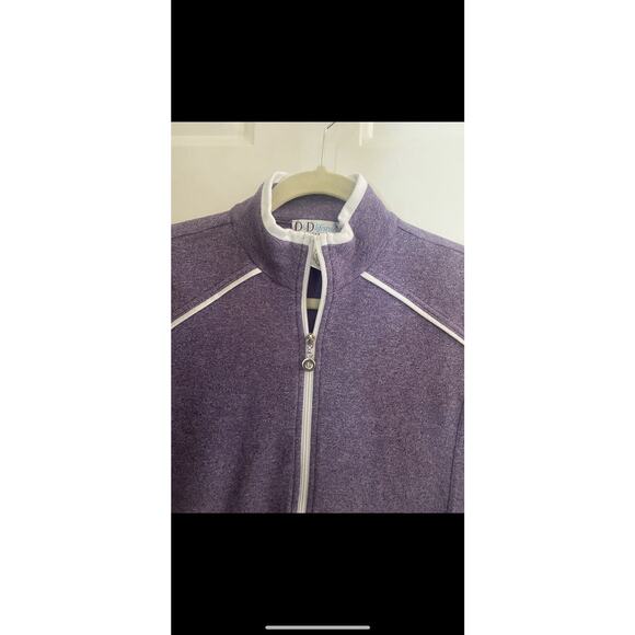 D&D Lifestyle Women's Purple High Neck Full Zip Sleeveless Top Vest Size PM - Picture 2 of 5